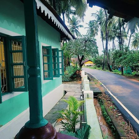 The Bungalow Bogmalo An 1880 Indo Portuguese Heritage Beach Villa South Goa Exteriér fotografie