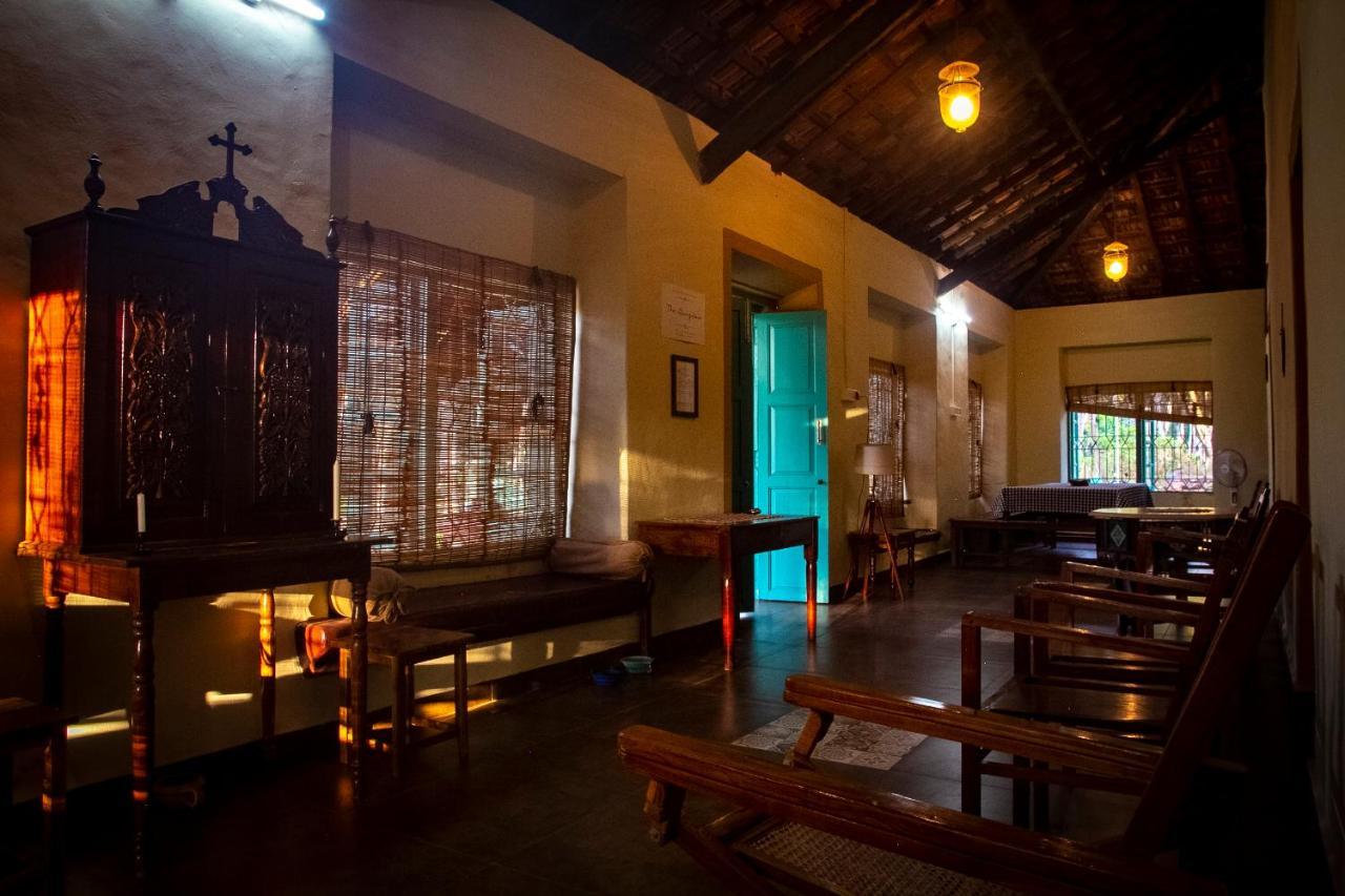 The Bungalow Bogmalo An 1880 Indo Portuguese Heritage Beach Villa South Goa Pokoj fotografie