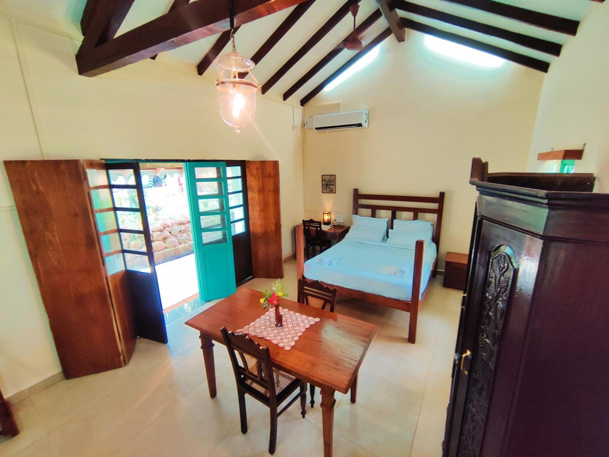 The Bungalow Bogmalo An 1880 Indo Portuguese Heritage Beach Villa South Goa Exteriér fotografie